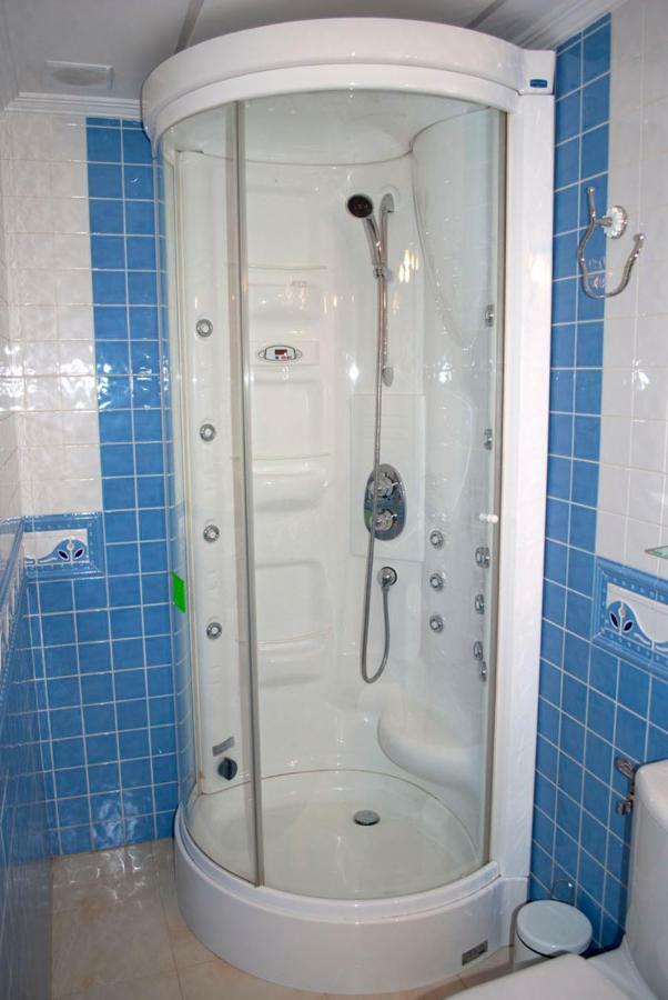 Apartamento Centrico Con Parking Privado Córdoba Kültér fotó